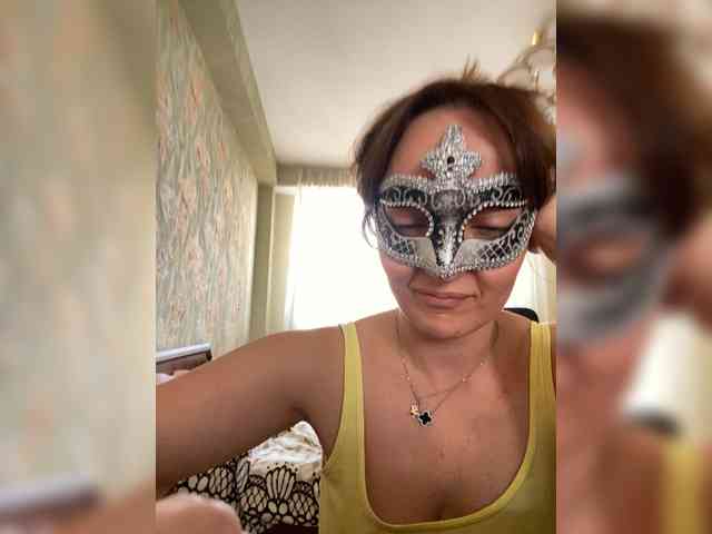 molly-38 webcam