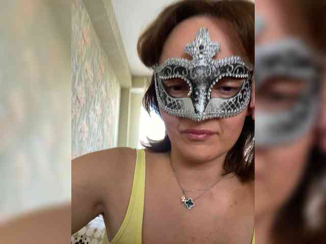 molly-38 webcam