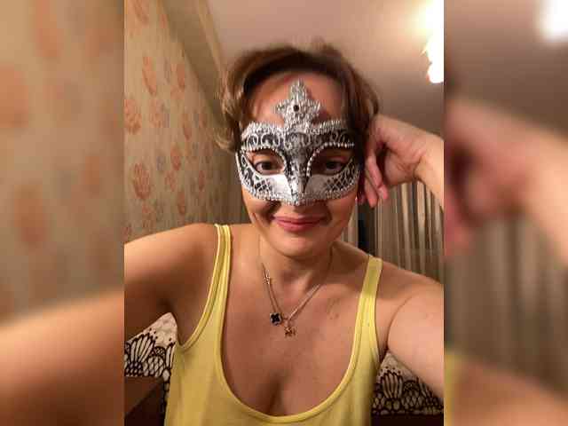 molly-38 webcam