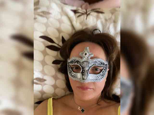 molly-38 webcam