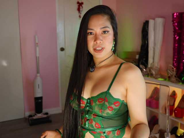 urFilipinaGirl's BongaCams show and profile