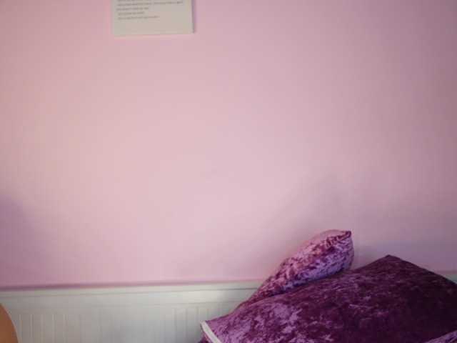 urFilipinaGirl's BongaCams show and profile