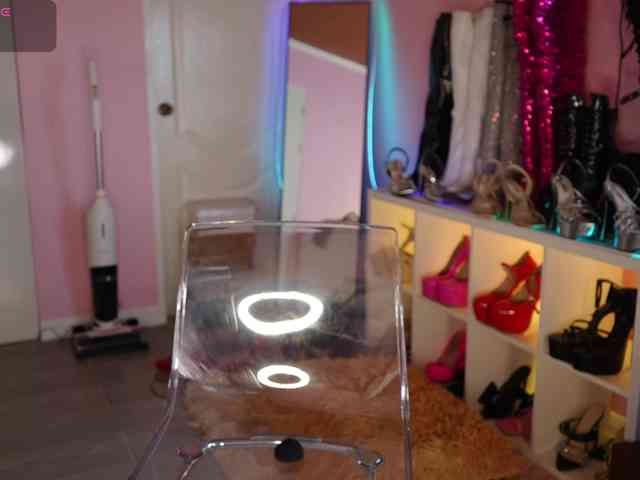 urFilipinaGirl webcam