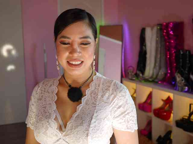 urFilipinaGirl webcam