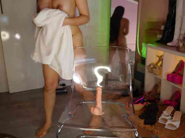 urFilipinaGirl webcam