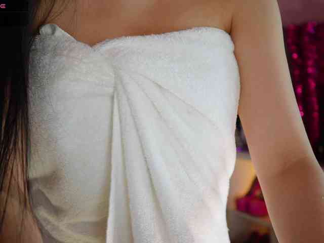 urFilipinaGirl webcam