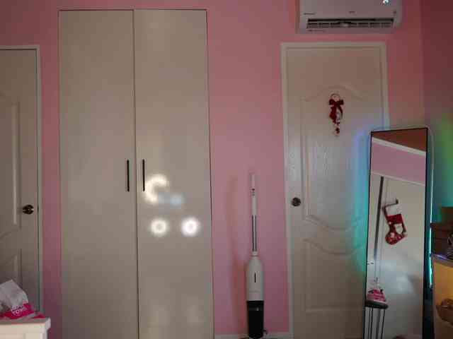 urFilipinaGirl webcam