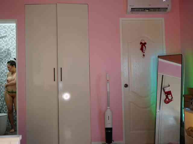 urFilipinaGirl webcam