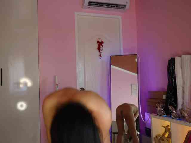 urFilipinaGirl webcam