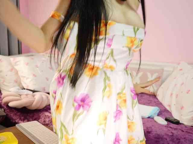 urFilipinaGirl webcam