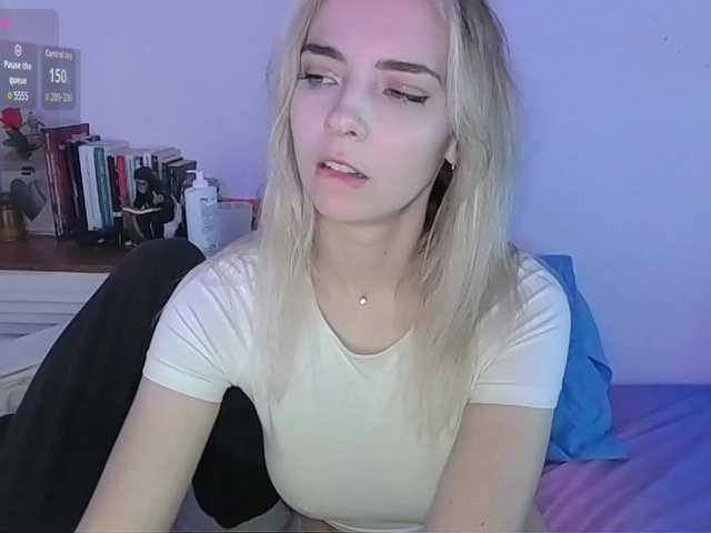 Almondmilka from BongaCams