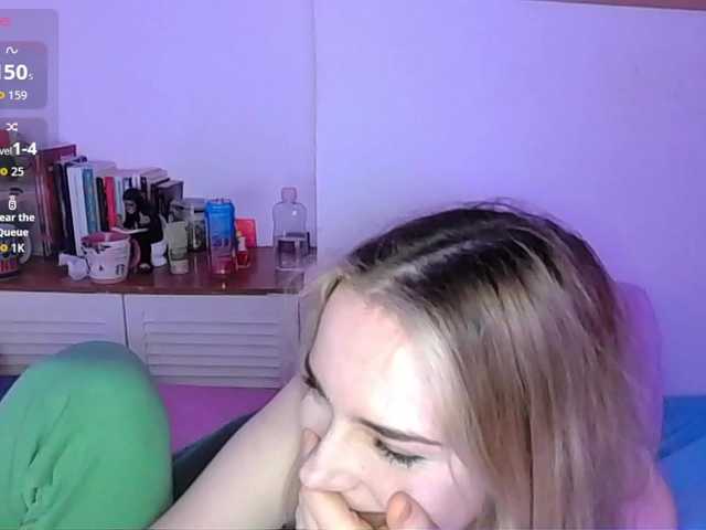 Almondmilka's BongaCams show and profile
