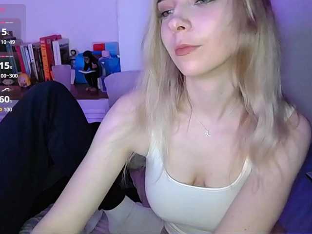 Almondmilka's BongaCams show and profile