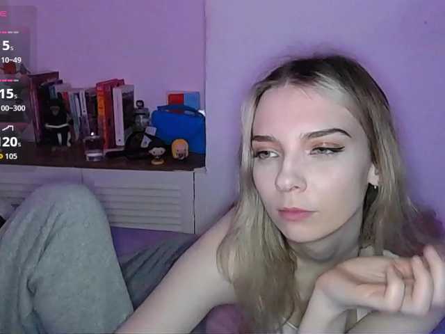 Almondmilka webcam stream