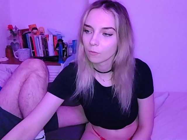 Almondmilka's BongaCams show and profile