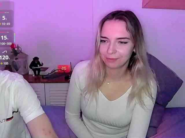 Almondmilka webcam