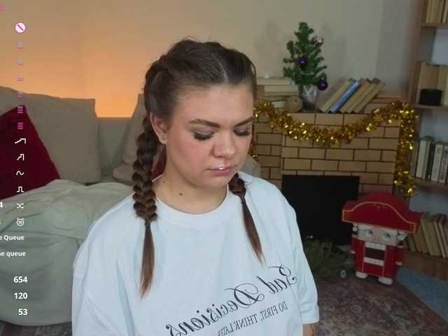 miamoonn's BongaCams show and profile