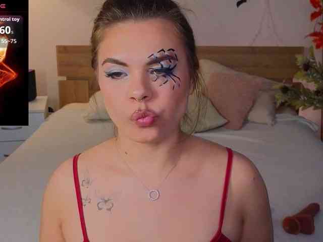 MiaMoonn Live Webcam on BongaCams