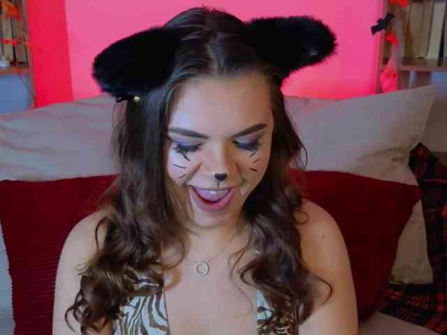 MiaMoonn webcam