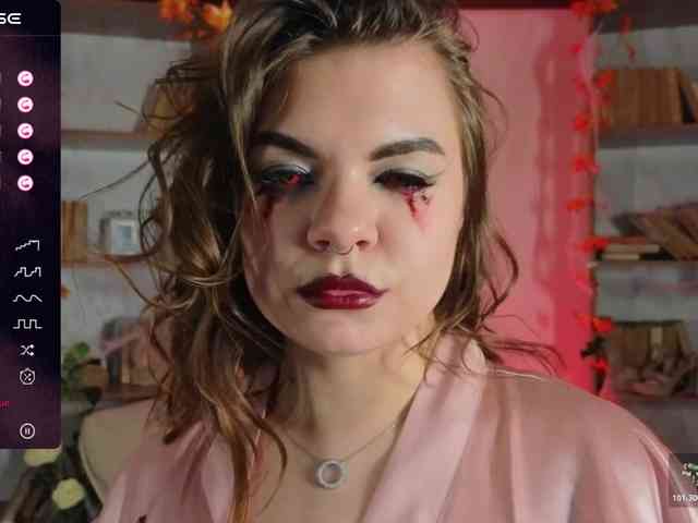 MiaMoonn webcam