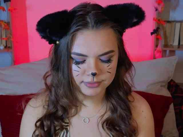 MiaMoonn webcam
