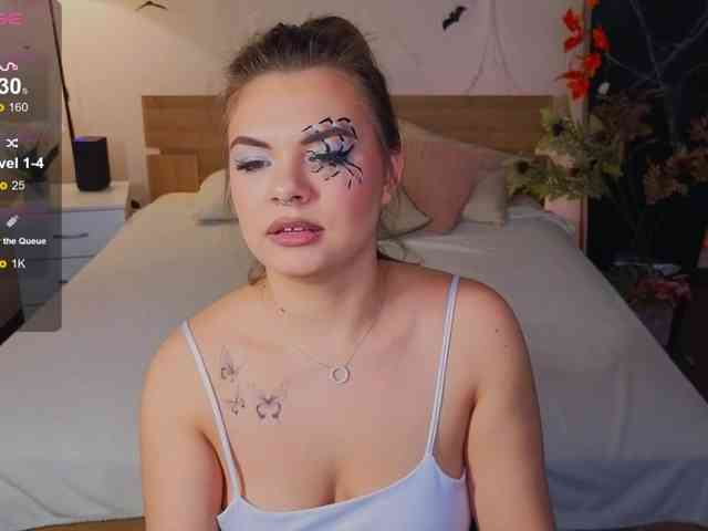MiaMoonn Live Webcam on BongaCams