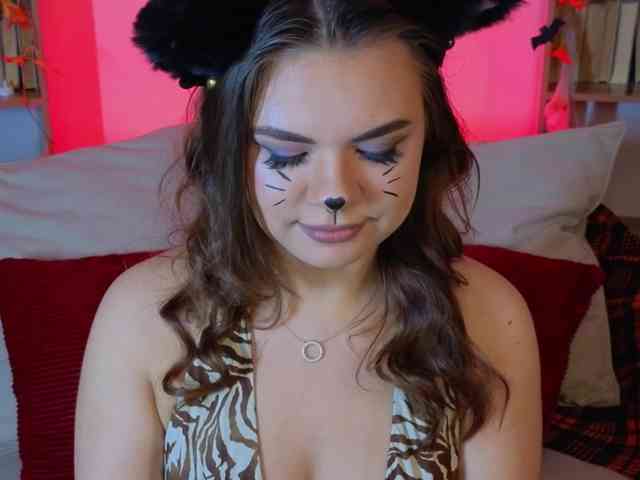 MiaMoonn webcam