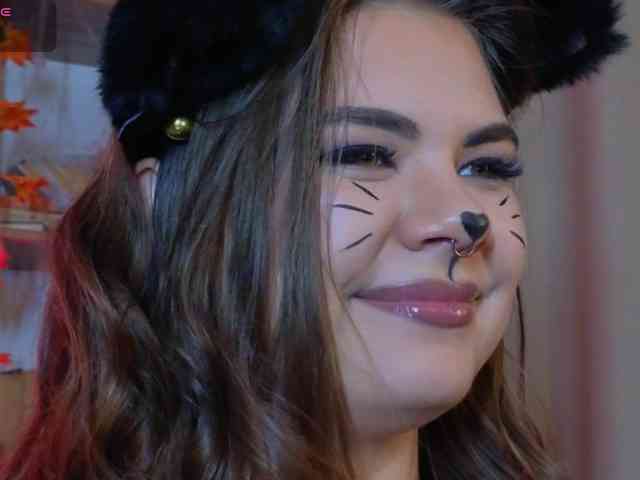 MiaMoonn webcam