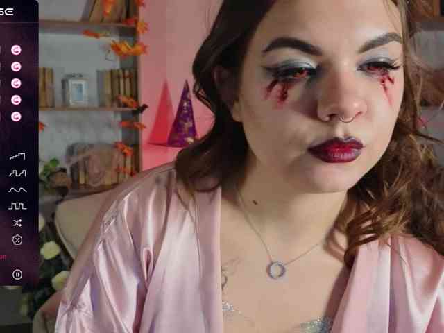 MiaMoonn webcam