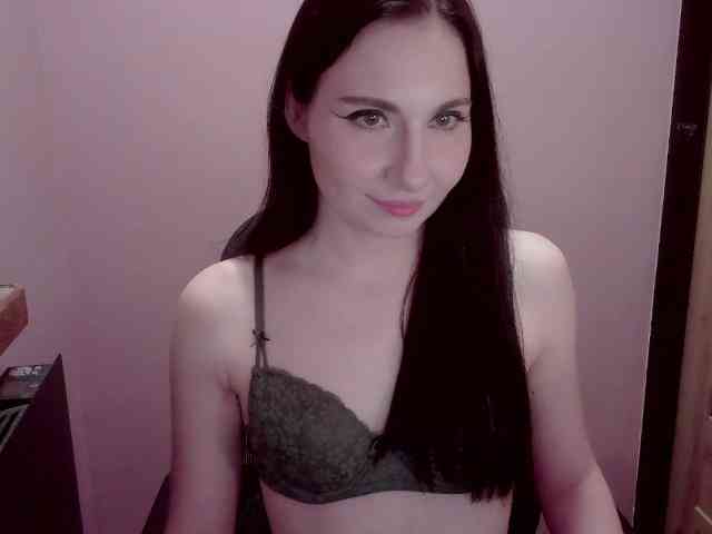 HotFionna Live Webcam on BongaCams