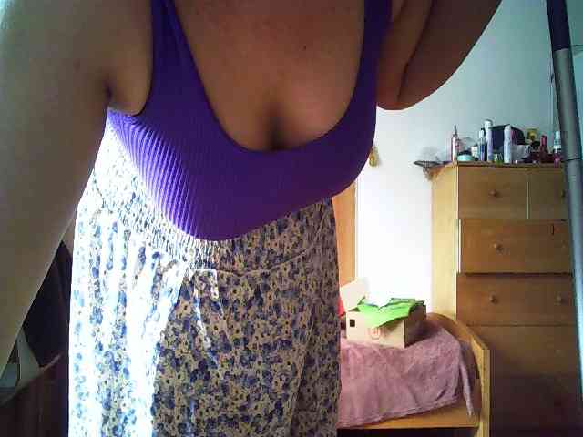 Anastasia2017 webcam