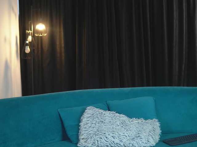 YuliaDesirevska's BongaCams show and profile