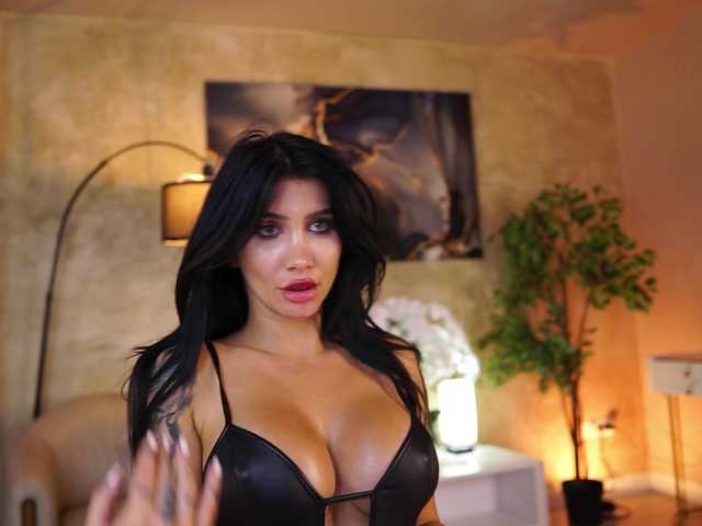 Webcam performer Yulia Desirevska (YuliaDesirevska) online show Yulia Desirevska (YuliaDesirevska)