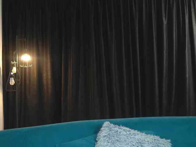 YuliaDesirevska webcam