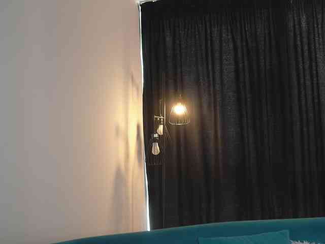 YuliaDesirevska webcam