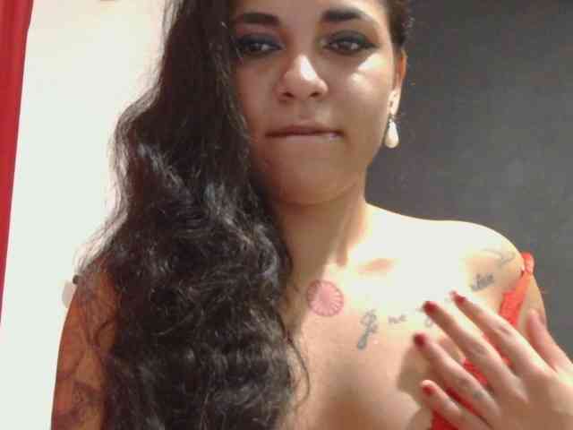 HotVenesse webcam