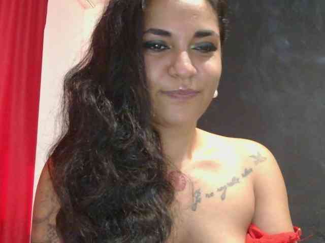 HotVenesse webcam