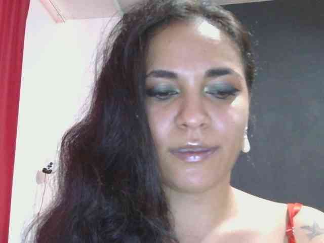 HotVenesse webcam