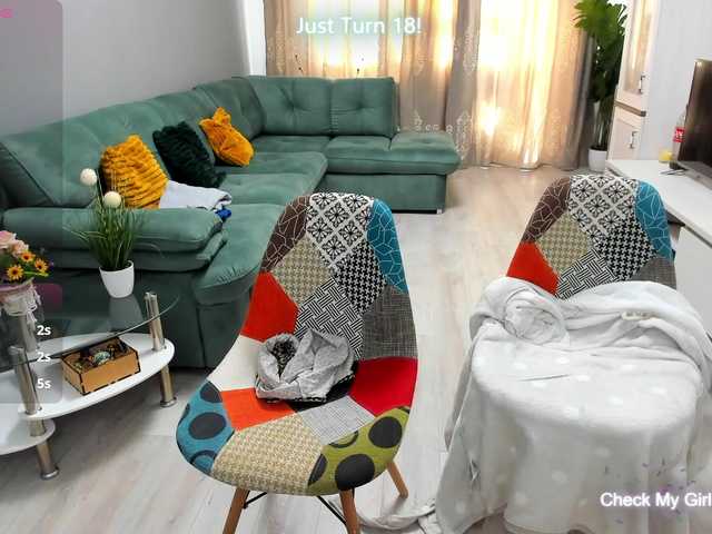 18teengirl2 from BongaCams is Freechat