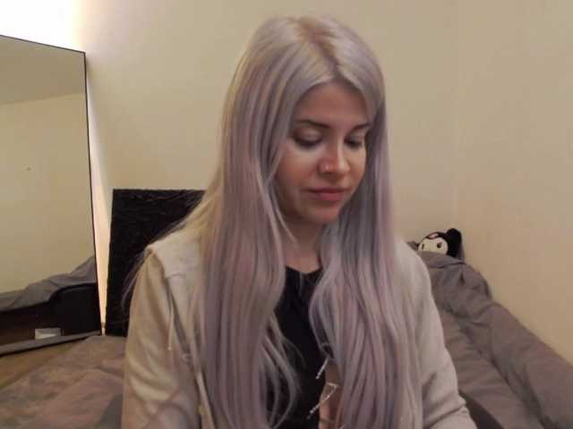 AryaJoliee's BongaCams show and profile