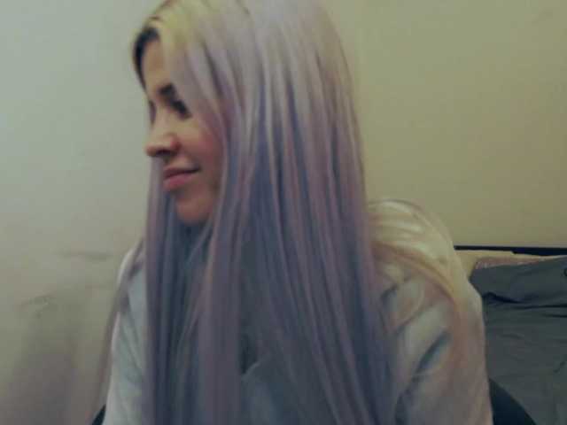 AryaJoliee's BongaCams show and profile