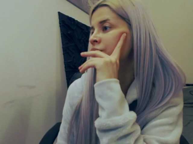 AryaJoliee Live Cam and Statistics on UnifiedCams