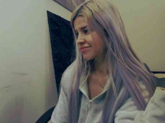 AryaJoliee AryaJoliee