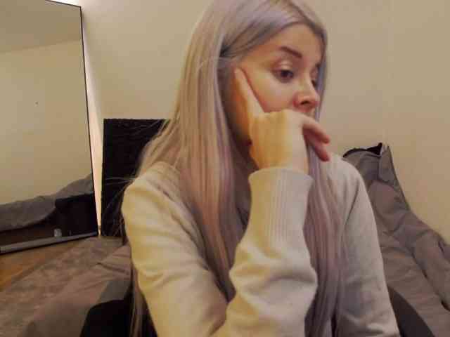 AryaJoliee AryaJoliee