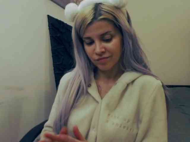 AryaJoliee webcam