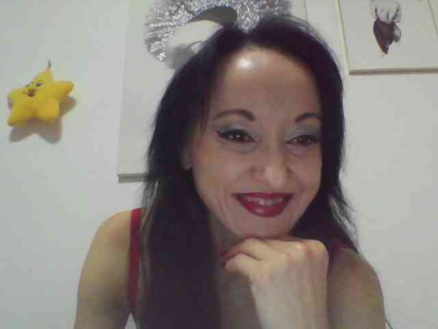 MilfSindy webcam