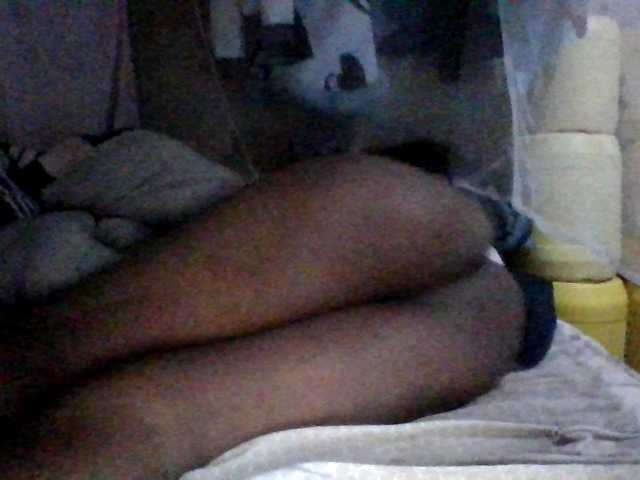 Slim-slender's BongaCams show and profile