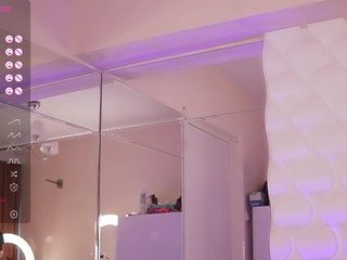 PlayfulAvalyn Porn Show