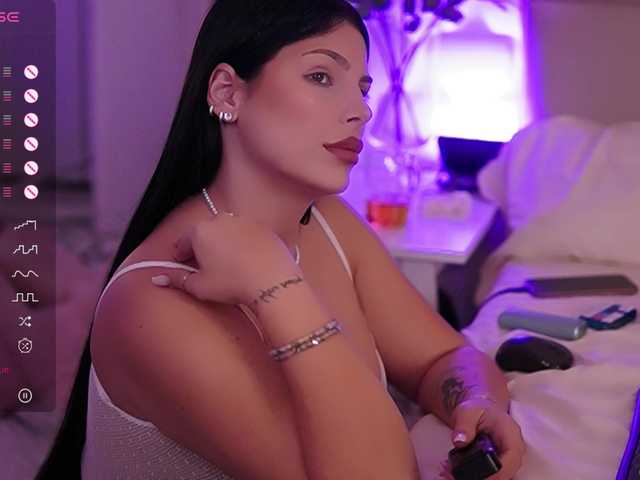 PlayfulAvalyn from BongaCams is Freechat