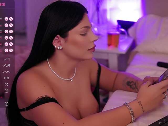 PlayfulAvalyn from BongaCams is Freechat